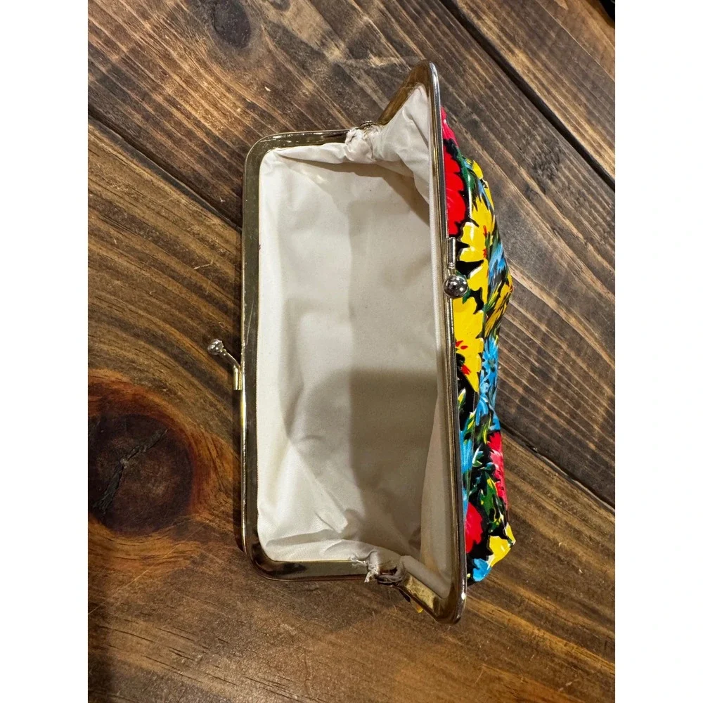 Vintage Floral Kiss Clasp Clutch Purse Multi Color Retro Glossy Makeup Bag 7x5x1
